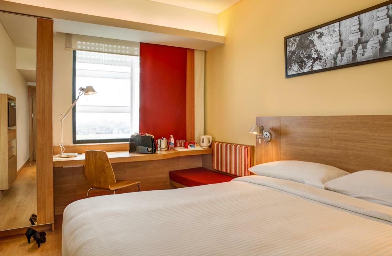 Ibis Omr - An Accor Brand 4*